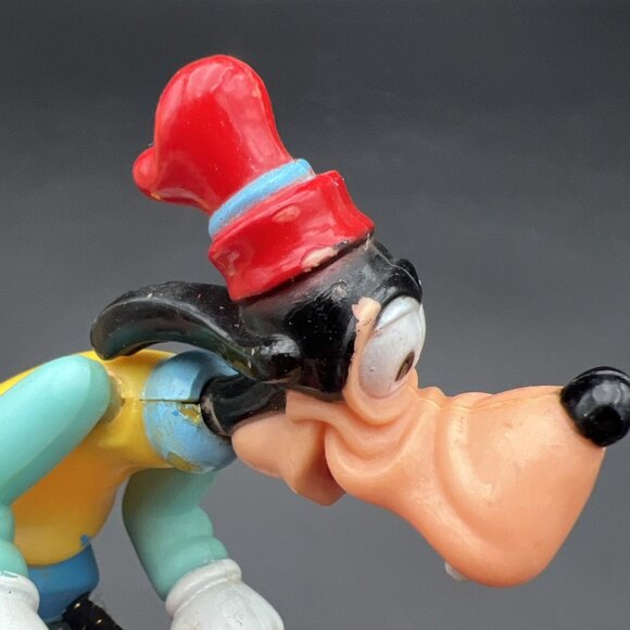 Vintage 1977 Walt Disney Productions Goofy on Tricycle that Pedals Toy Figure 5" - Picture 16 of 16